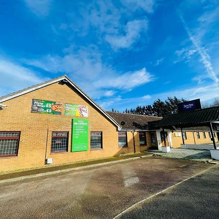 Oyo Stay Inn Express, Cambridge Papworth Everard Eksteriør billede