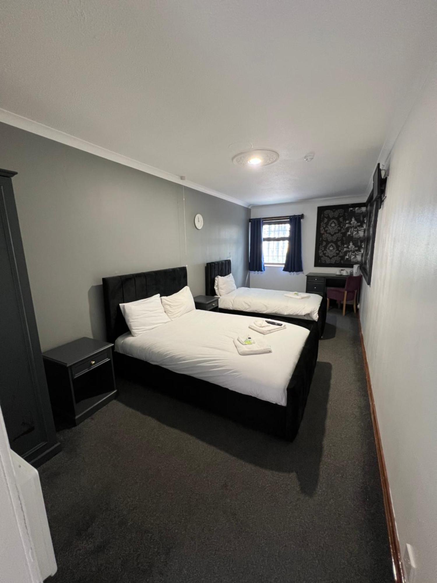 Oyo Stay Inn Express, Cambridge Papworth Everard Eksteriør billede