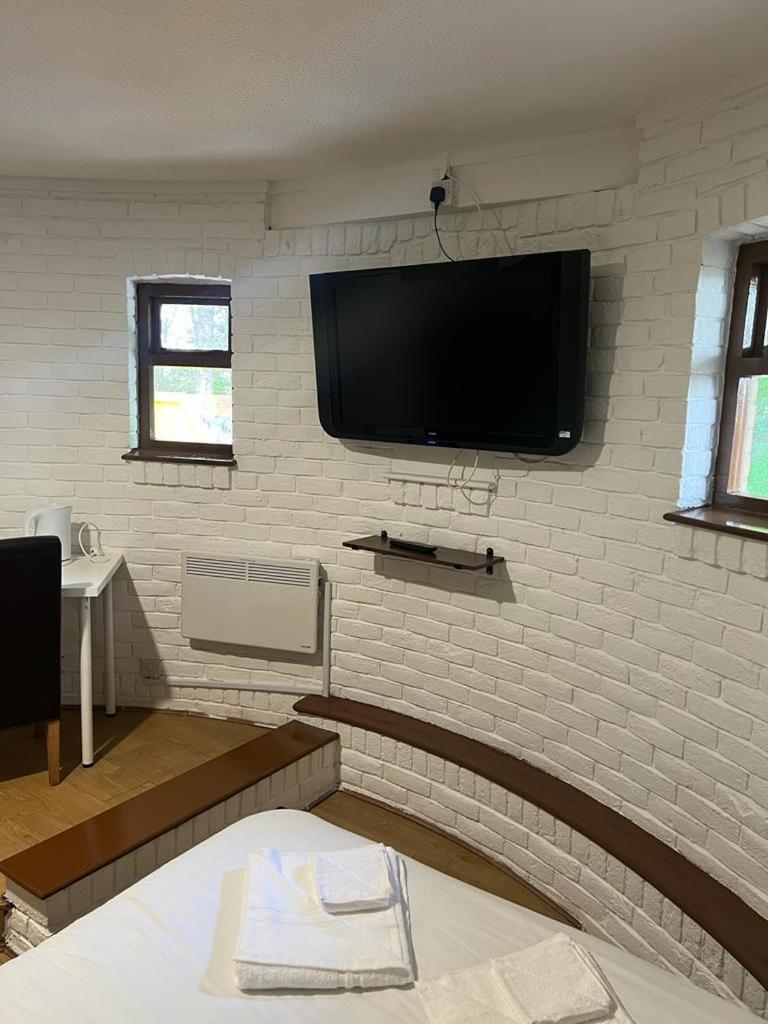 Oyo Stay Inn Express, Cambridge Papworth Everard Eksteriør billede