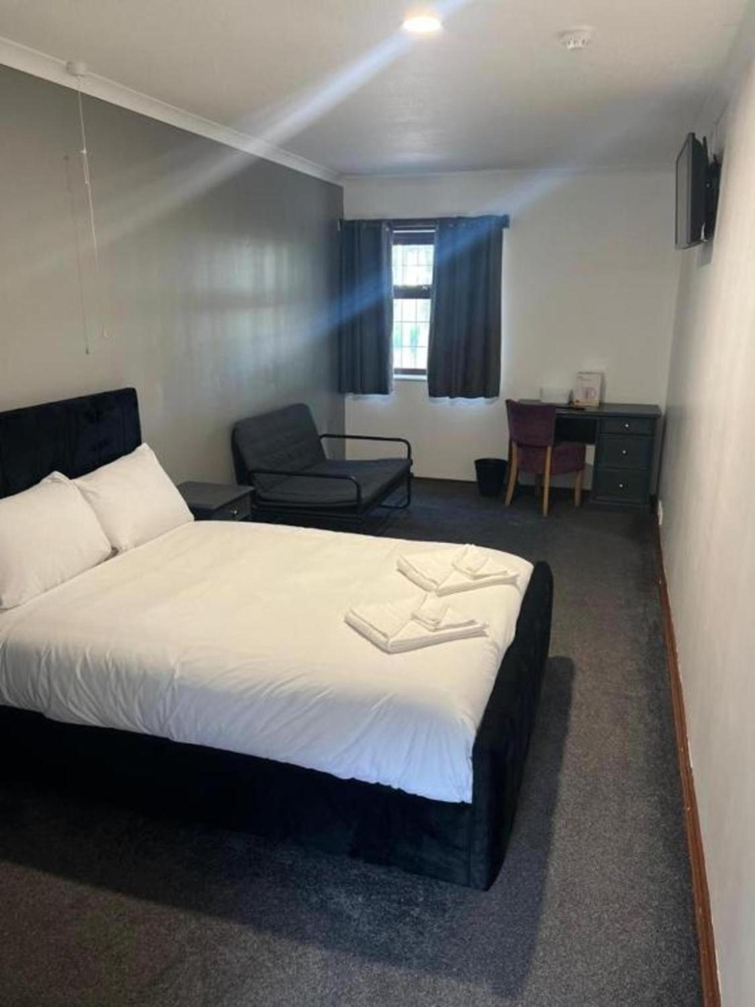 Oyo Stay Inn Express, Cambridge Papworth Everard Eksteriør billede